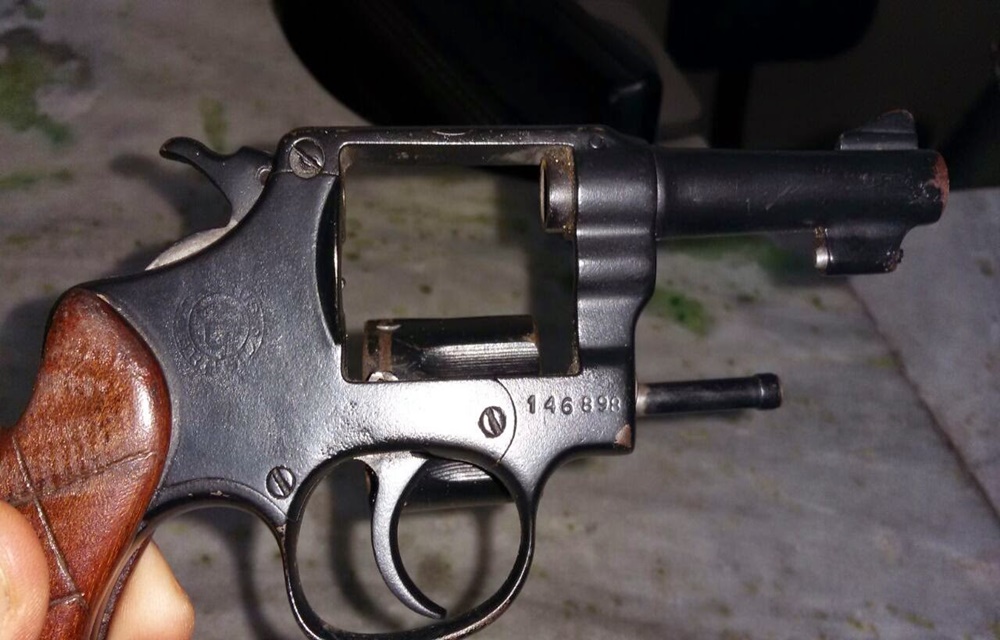 Ir para  <p>Um homem de 26 anos foi morto a tiros, no fim da tarde desta ter&ccedil;a-feira, durante uma festa de fam&iacute;lia na localidade de S&iacute;tio Alto, em Arroio do Tigre, no Vale do Rio Pardo. A...